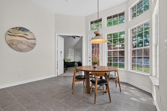 4730 Hampshire Drive - Photo 6