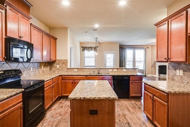 940 Lancashire Lane - Photo 8