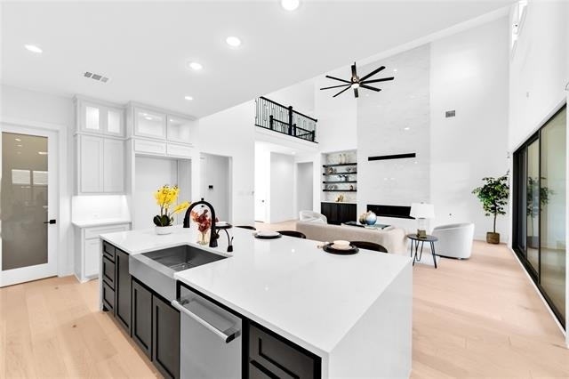 10437 Milkweed Court - Photo 11