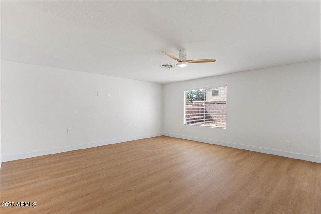 2289 W Hayden Peak Drive - Photo 10
