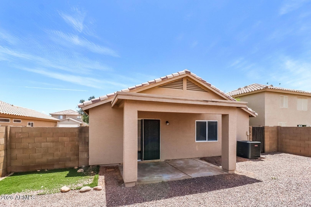 12038 W Corrine Drive - Photo 13