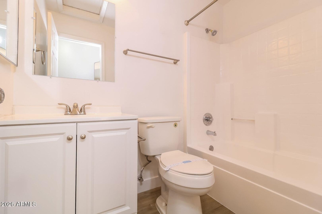 12038 W Corrine Drive - Photo 11