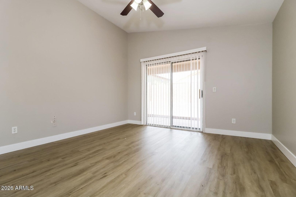 12038 W Corrine Drive - Photo 0