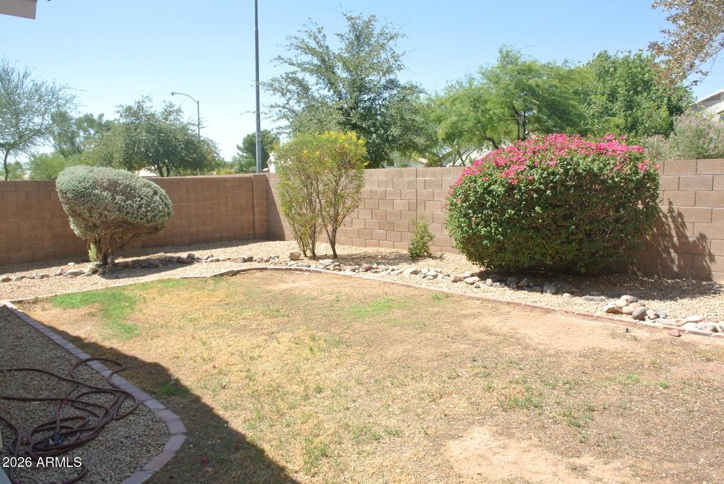 6814 W Louise Drive - Photo 18