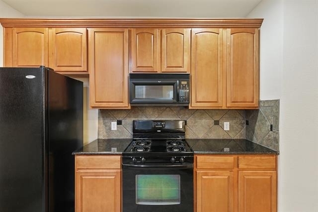 8920 Soldiers Home Lane - Photo 11