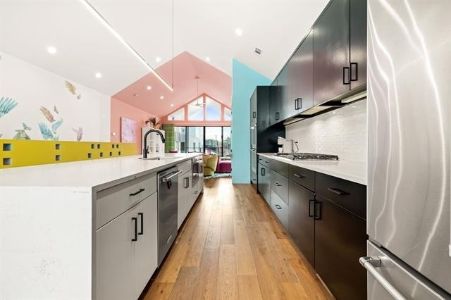 4402 Capitol Avenue - Photo 27