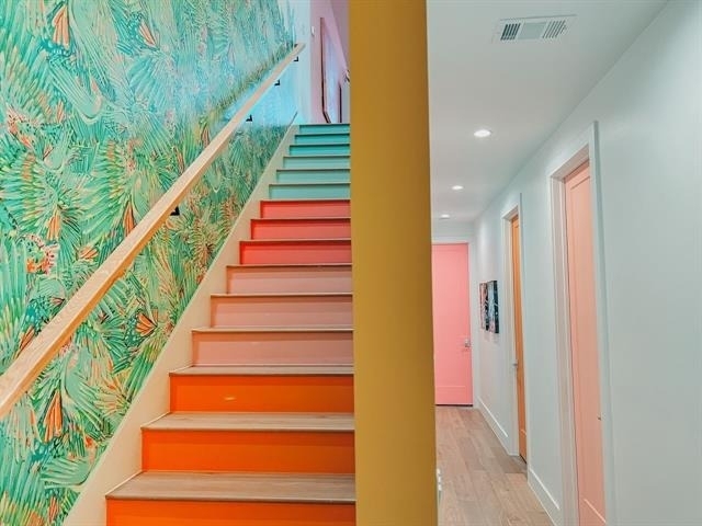 4402 Capitol Avenue - Photo 2
