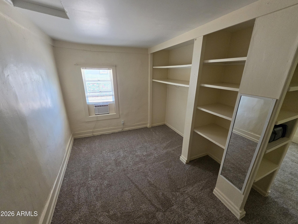 521 W 5th Street - Photo 9