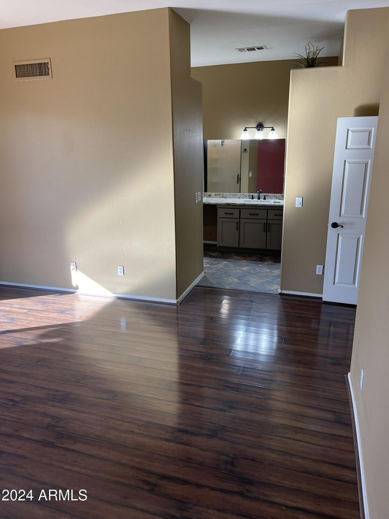 871 W Cherrywood Drive - Photo 18