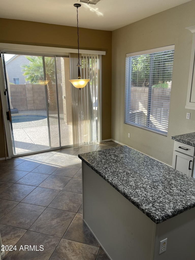 871 W Cherrywood Drive - Photo 12