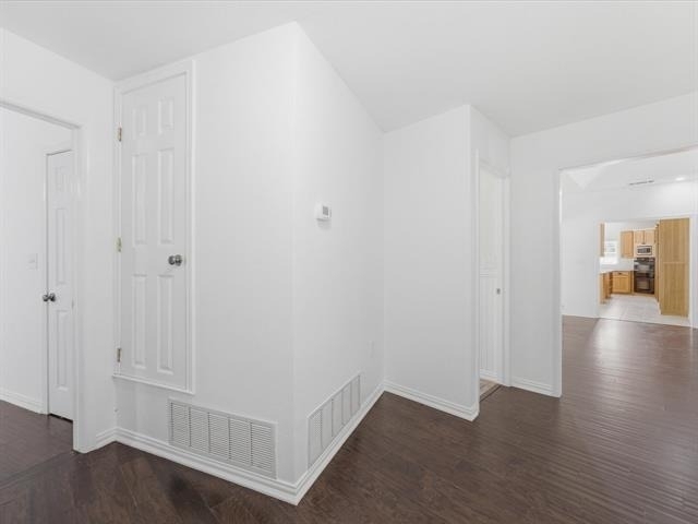 1025 Burchbury Trail - Photo 7
