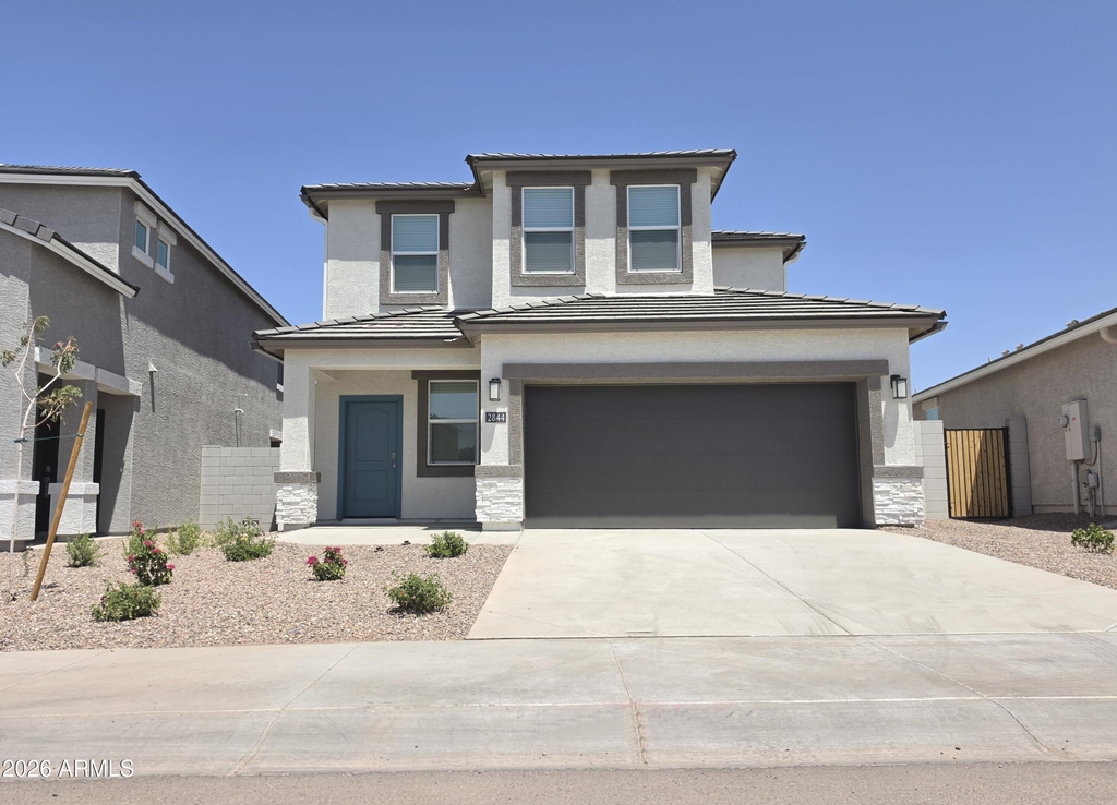 2844 W Shepperd Avenue - Photo 1