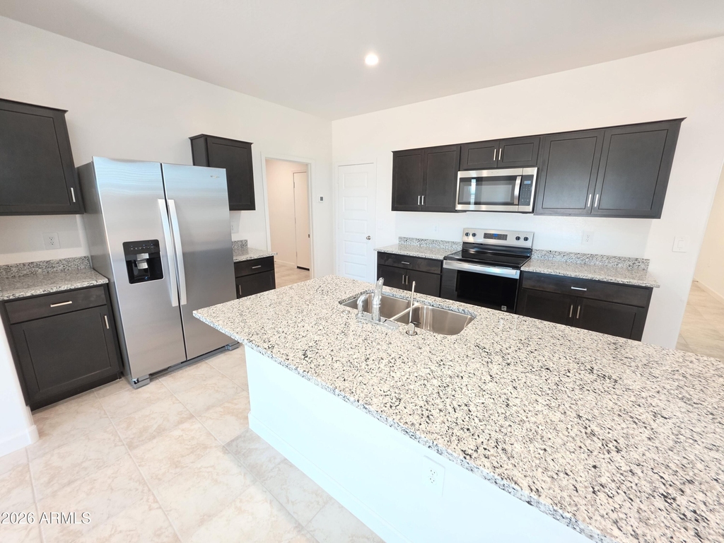 2844 W Shepperd Avenue - Photo 5