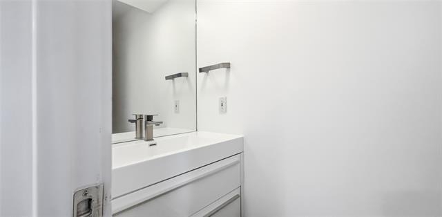 3707 Miles Street - Photo 3
