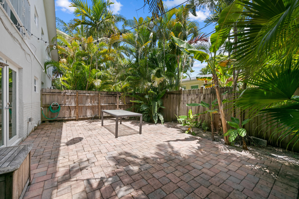 1627 Ne 7th Street - Photo 14