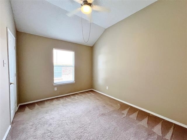 7700 Glenoaks Drive - Photo 16