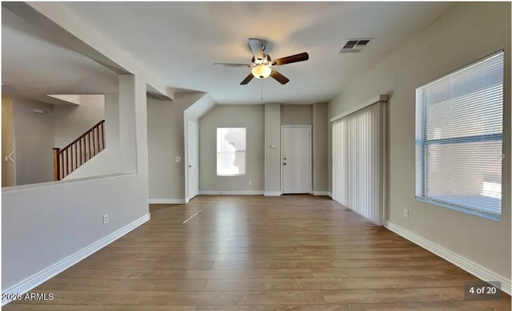 11226 W Garfield Street - Photo 1