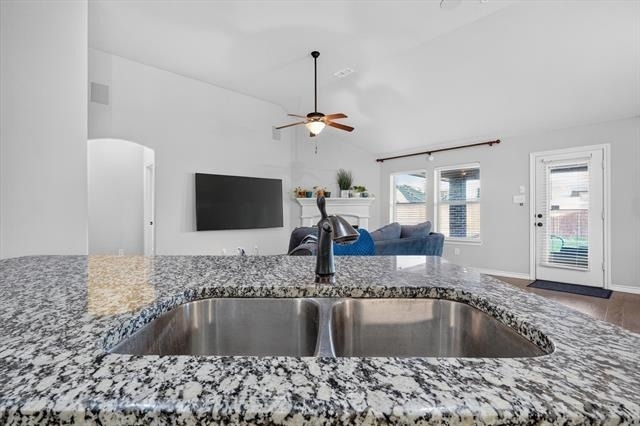 305 Acadia Lane - Photo 14