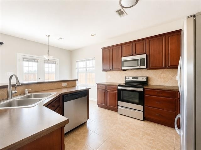 127 Castleridge Drive - Photo 3