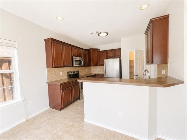 127 Castleridge Drive - Photo 6