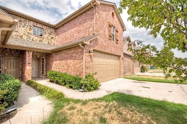 127 Castleridge Drive - Photo 1