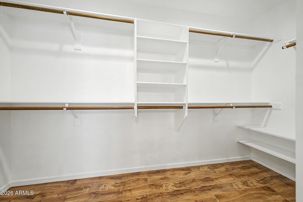 558 W Bluefield Avenue - Photo 18