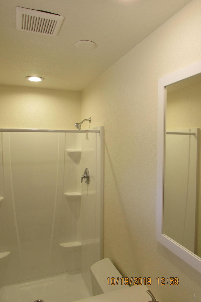 719 W 10th Street - Photo 29