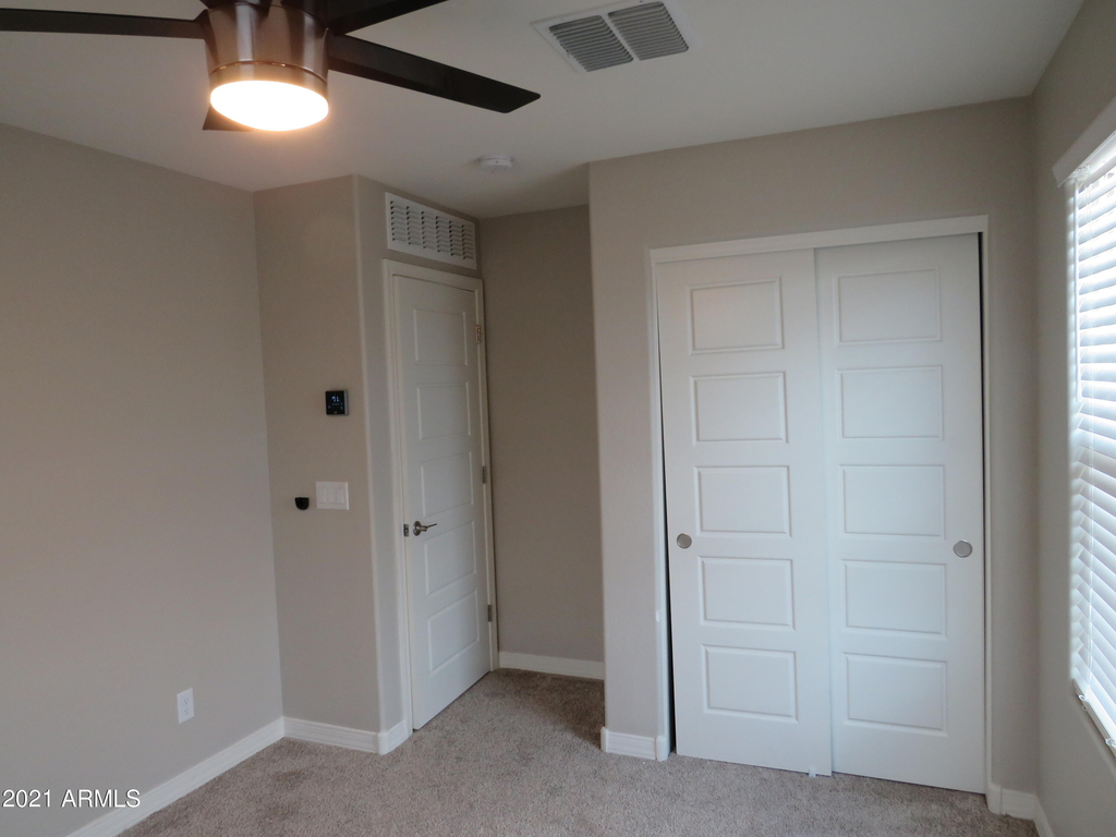 40537 W Helen Court - Photo 19
