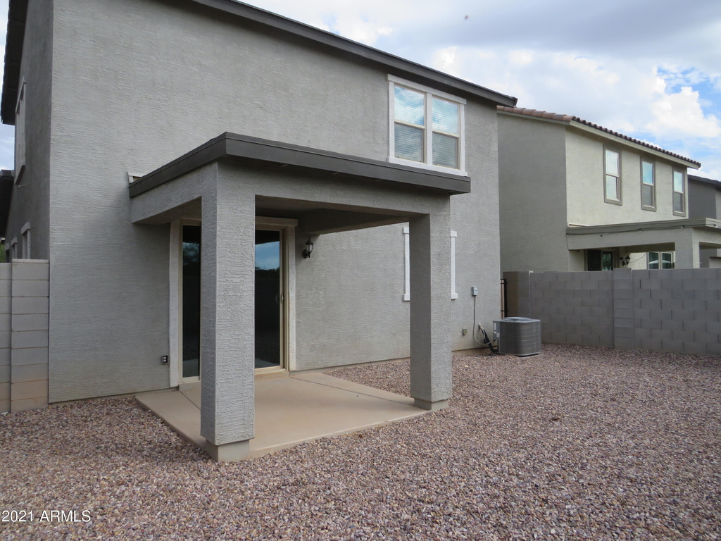 40537 W Helen Court - Photo 11