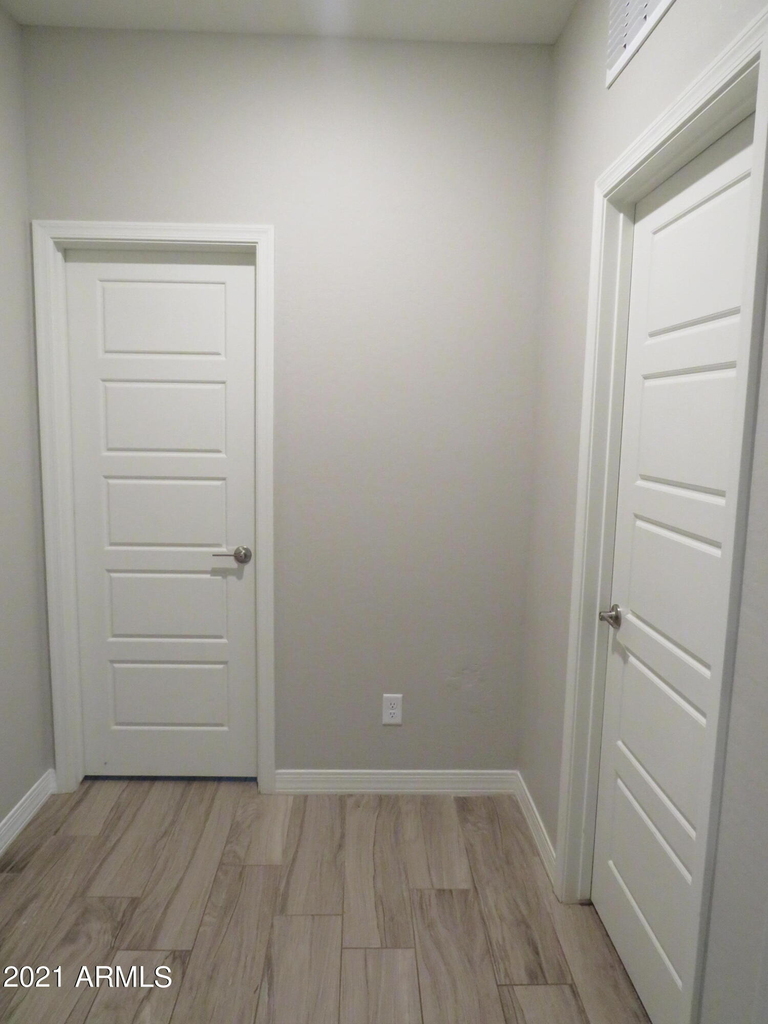 40537 W Helen Court - Photo 7
