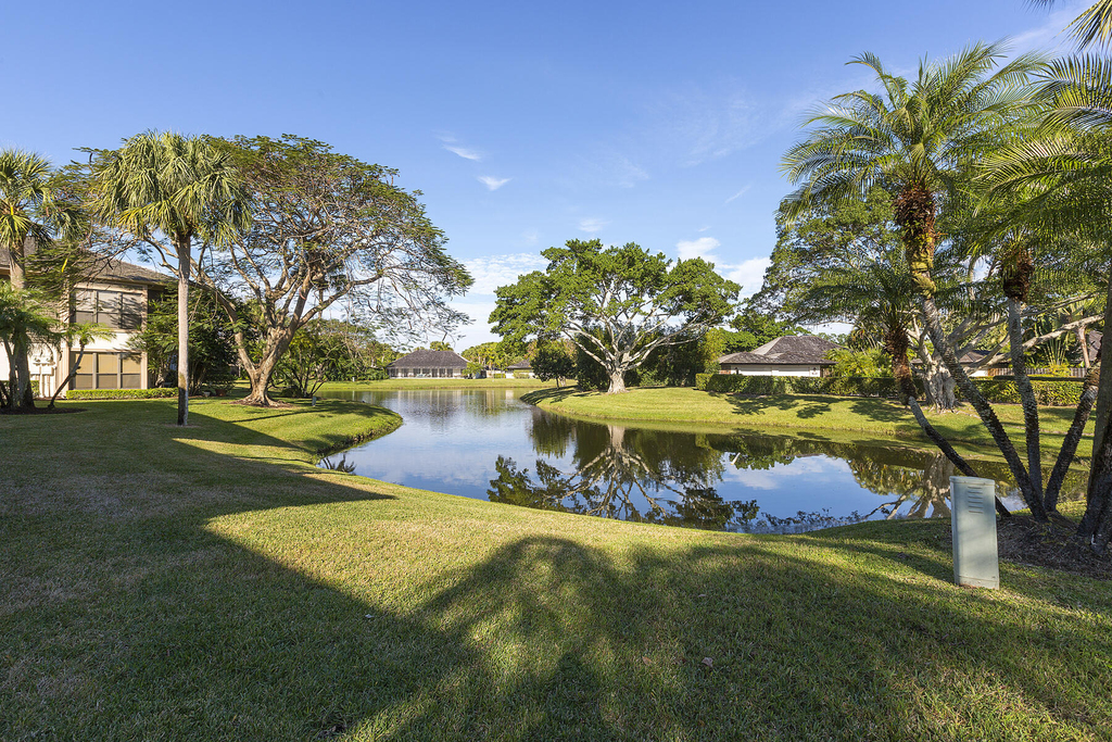 11818 Pebblewood Drive - Photo 12