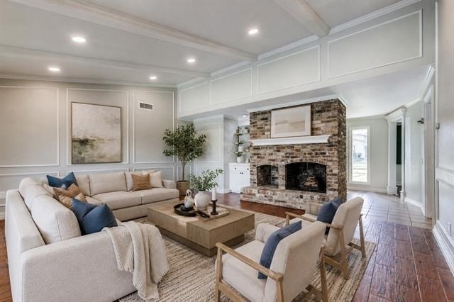 6707 Hillwood Lane - Photo 2