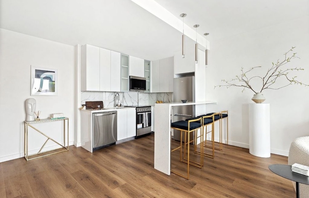 1462 Flatbush Avenue - Photo 3