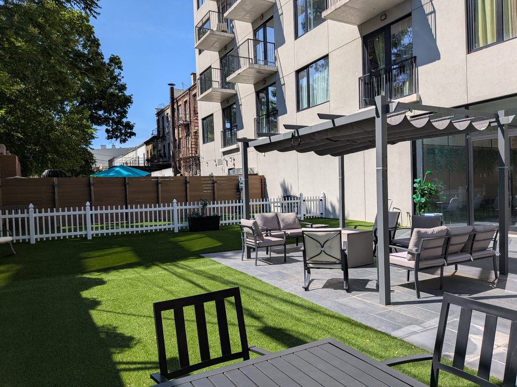 1462 Flatbush Avenue - Photo 14