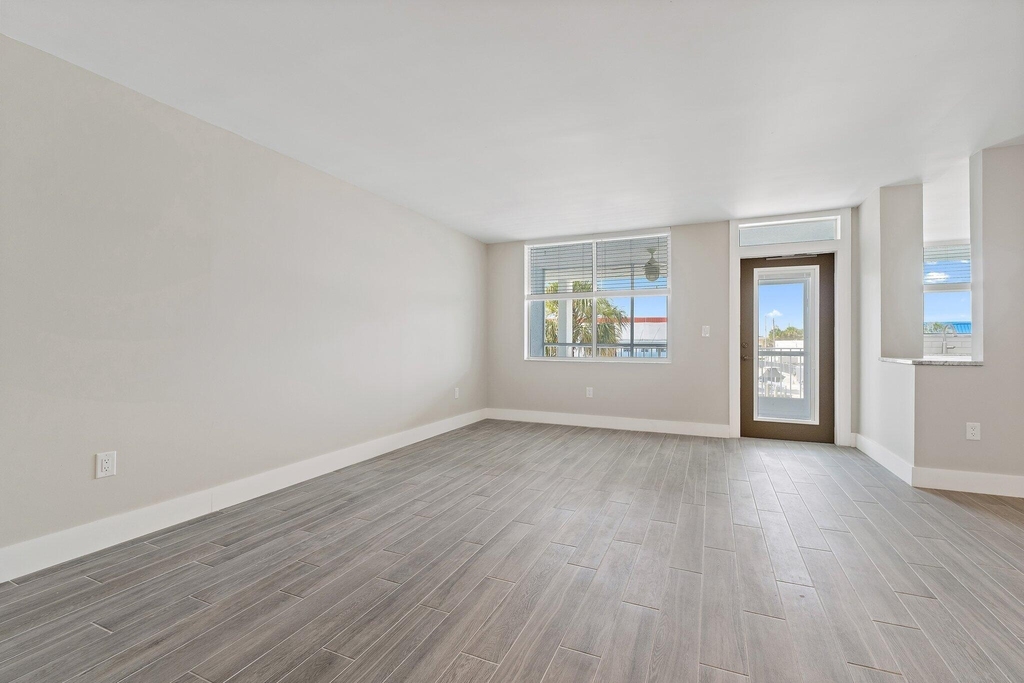 108 Paradise Harbour Boulevard - Photo 6