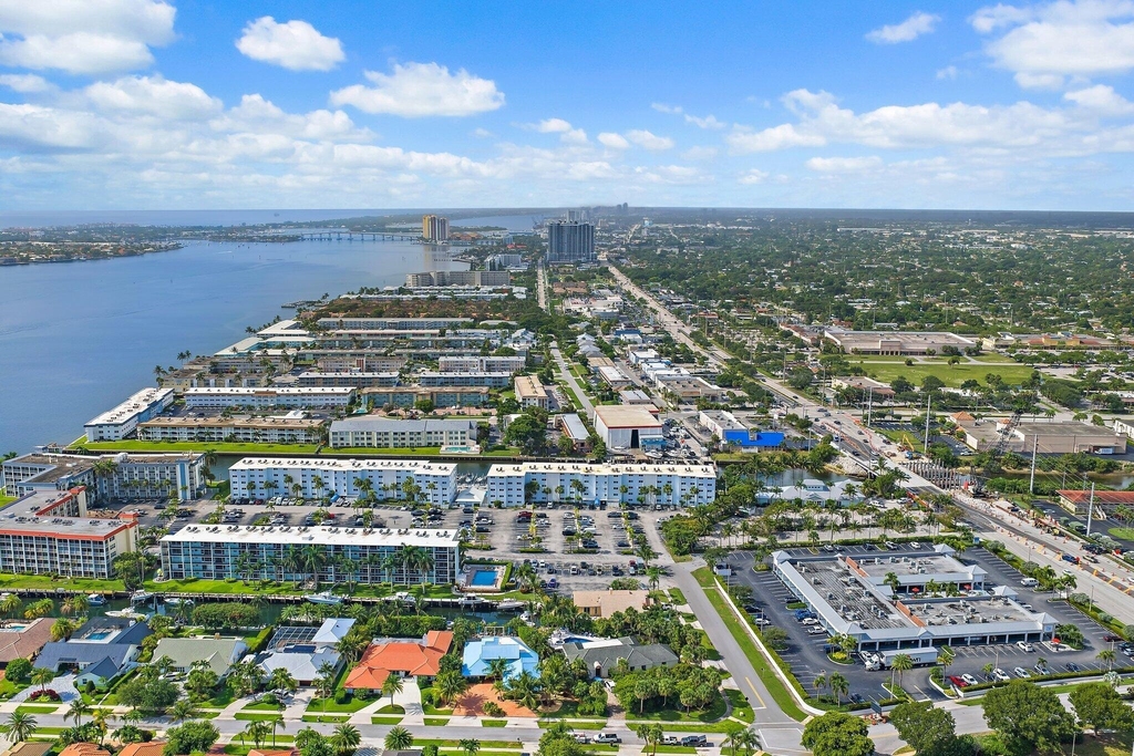 108 Paradise Harbour Boulevard - Photo 36