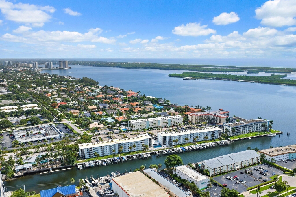 108 Paradise Harbour Boulevard - Photo 40