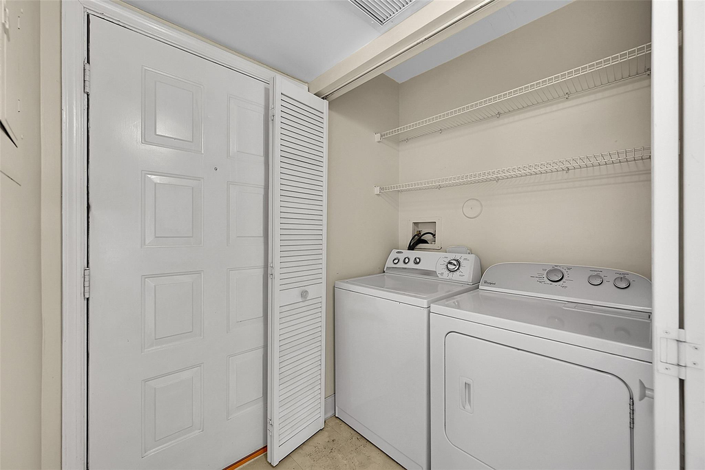 2518 Nw 89th Drive - Photo 4