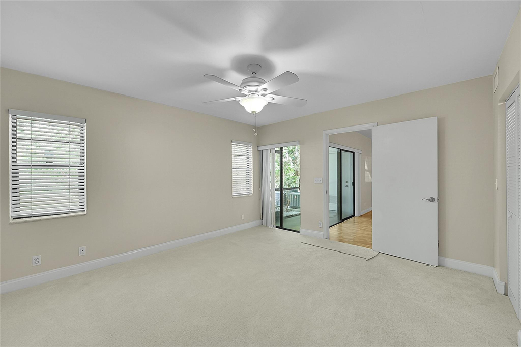 2518 Nw 89th Drive - Photo 17