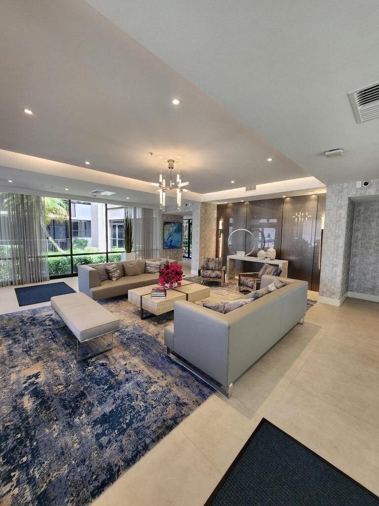 899 Jeffery Street - Photo 9