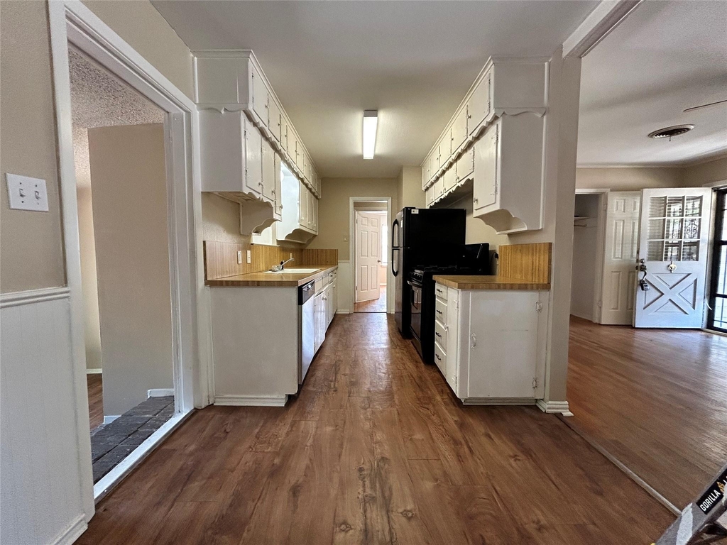 1716 Redwood Place - Photo 16