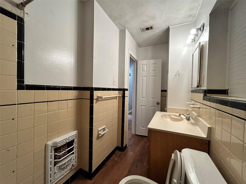 1716 Redwood Place - Photo 12