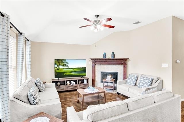2744 Cascade Cove Drive - Photo 4