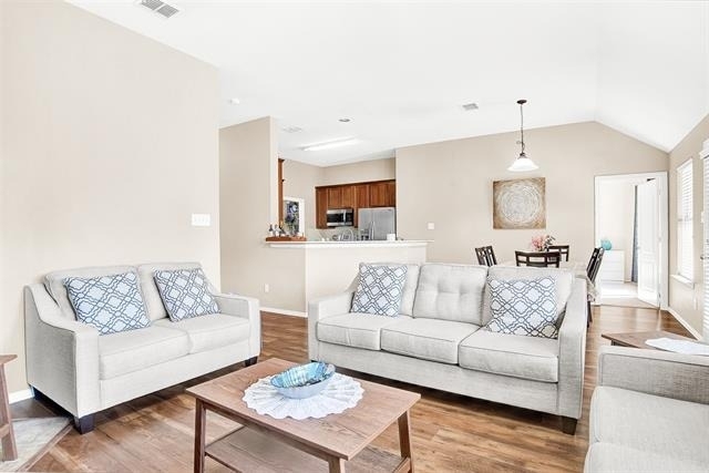 2744 Cascade Cove Drive - Photo 2