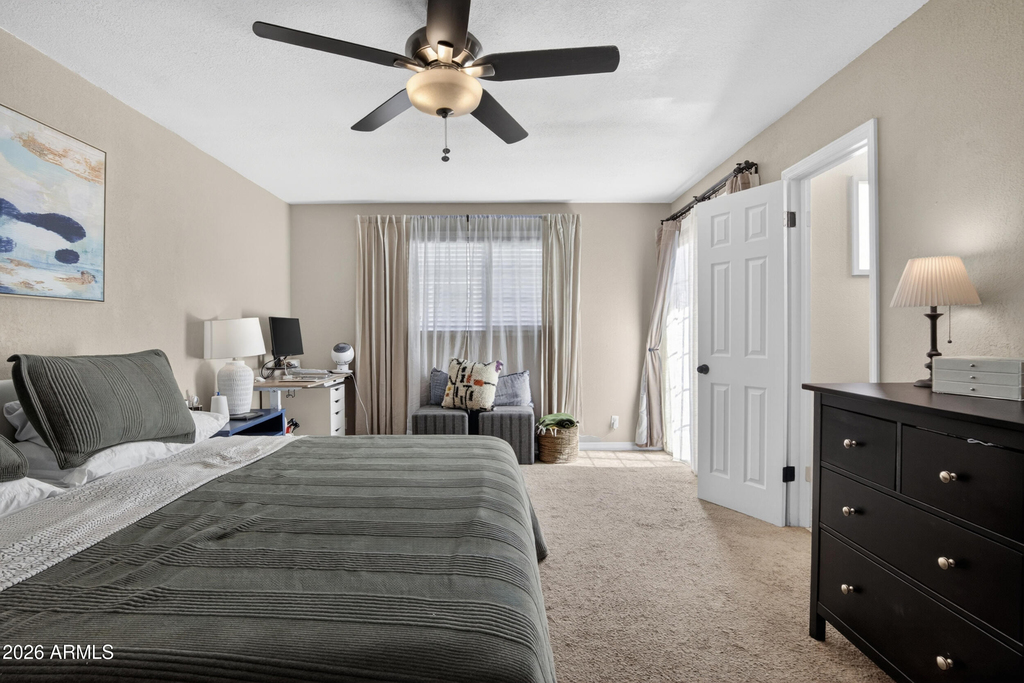 1022 W 13th Street - Photo 19