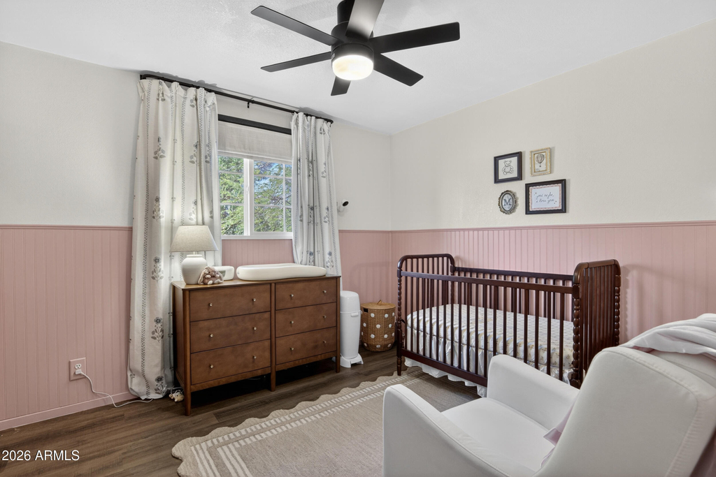 1022 W 13th Street - Photo 25