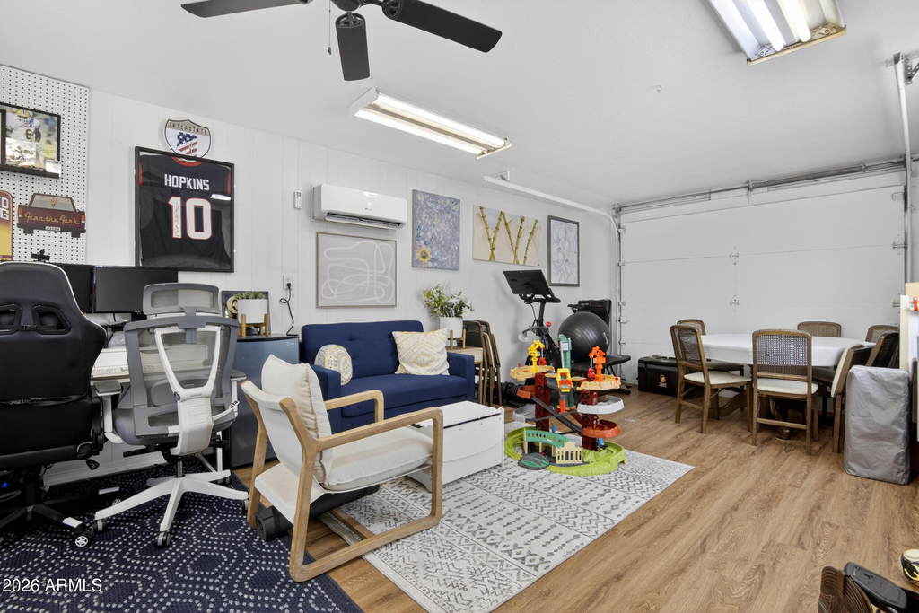 1022 W 13th Street - Photo 33