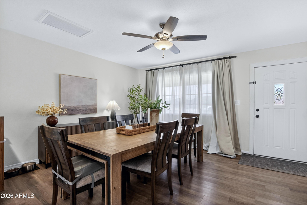 1022 W 13th Street - Photo 14