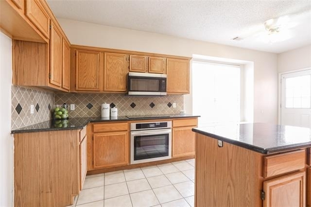 206 Howley Court - Photo 6