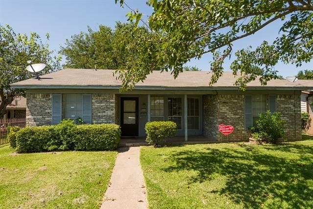 9661 Limestone Drive - Photo 0